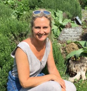 Angelika Eckert Fussaktiv zu meiner Person Fußpflege in Würzburg